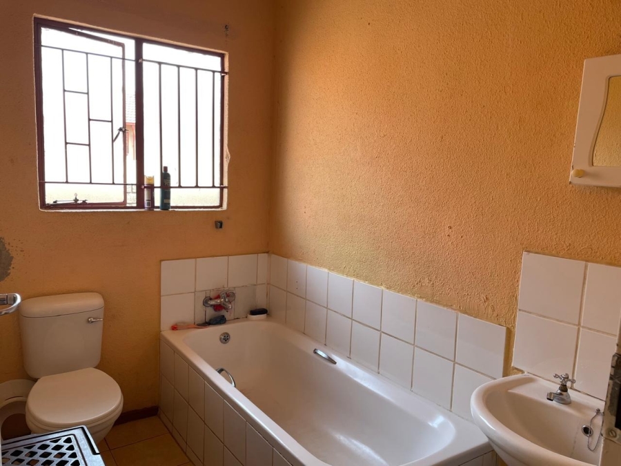 3 Bedroom Property for Sale in Tlhabane West North West